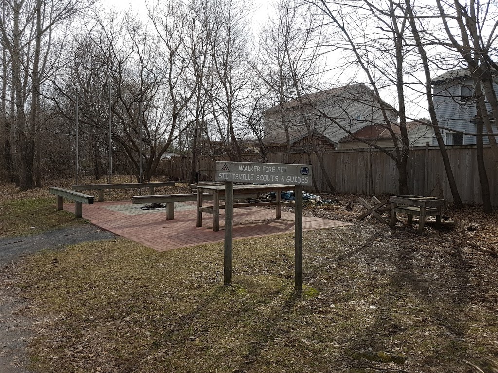 Village Square Park | 6000 Abbott St E, Stittsville, ON K2S 1E2, Canada | Phone: (613) 580-2595