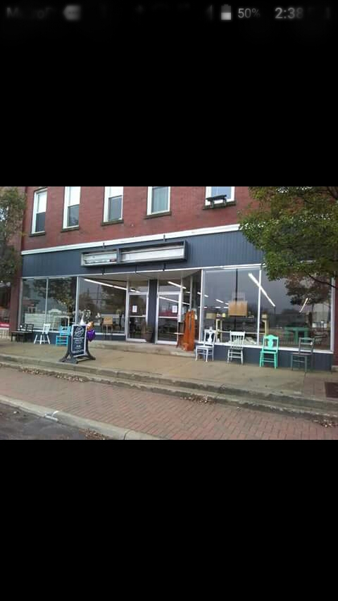 The Station Furniture and Finds | 68141 Main St, Richmond, MI 48062, USA | Phone: (586) 229-9425