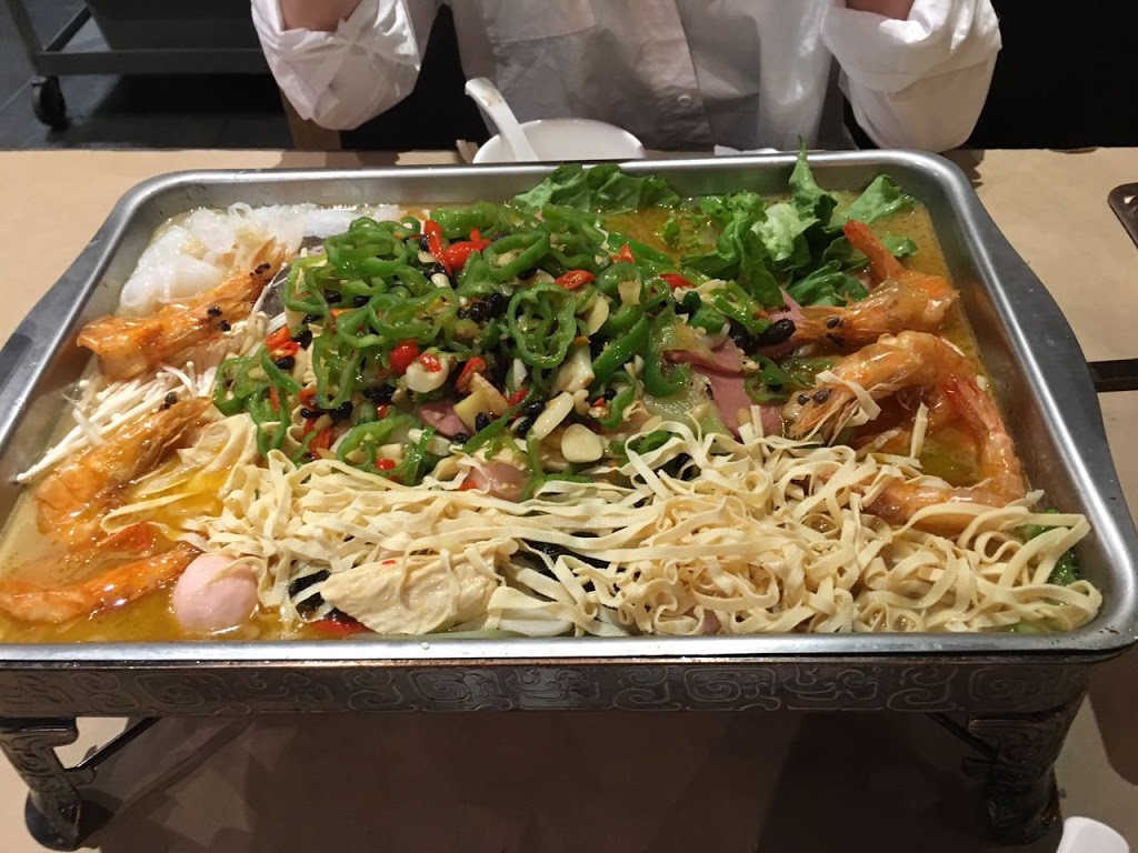 刘公烤鱼 PapaSpicy | 2555 Erin Centre Blvd, Mississauga, ON L5M 5G9, Canada | Phone: (905) 597-0143