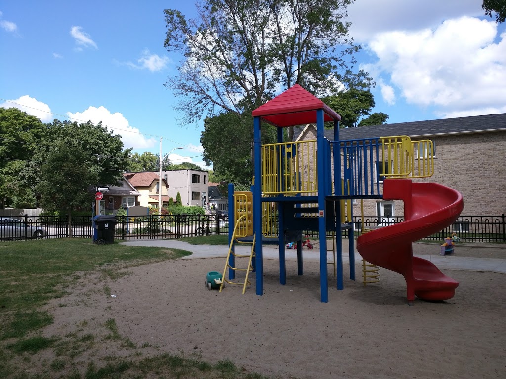 Gledhill Park | 125 Gledhill Ave, Toronto, ON M4C 5K7, Canada | Phone: (416) 392-2489