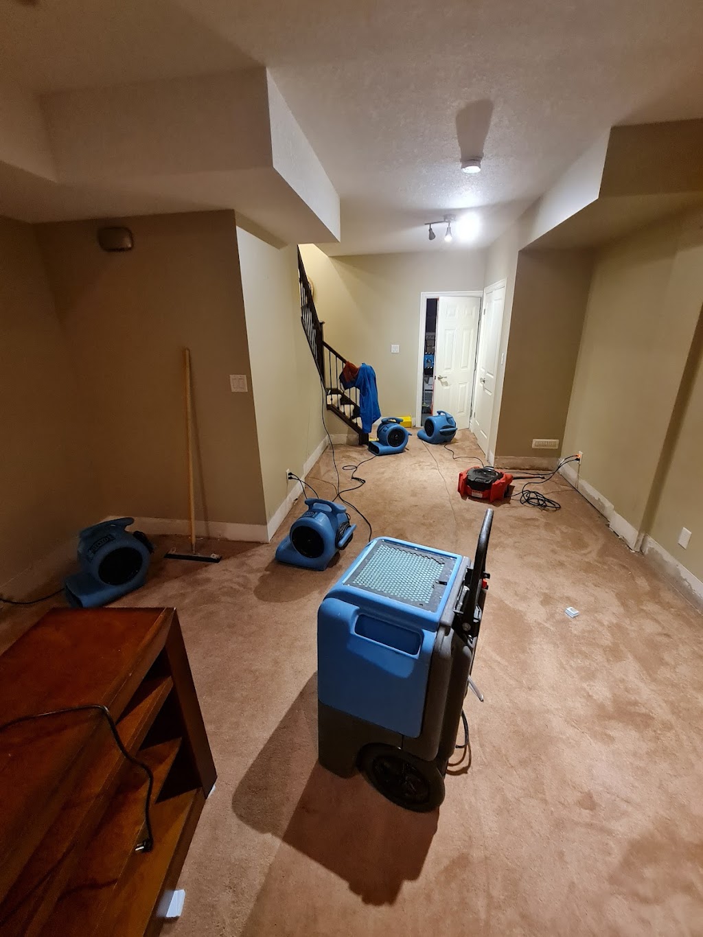 Super Team Demolition & Flood Services | 5052 Harper St, London, ON N6E 3X3, Canada | Phone: (519) 872-9444