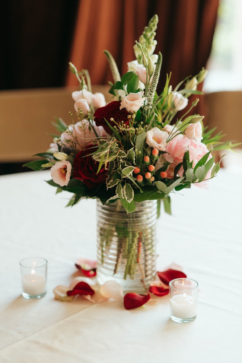 Lyric Flowers | 123 Queen St E, St. Marys, ON N4X, Canada | Phone: (519) 284-0808