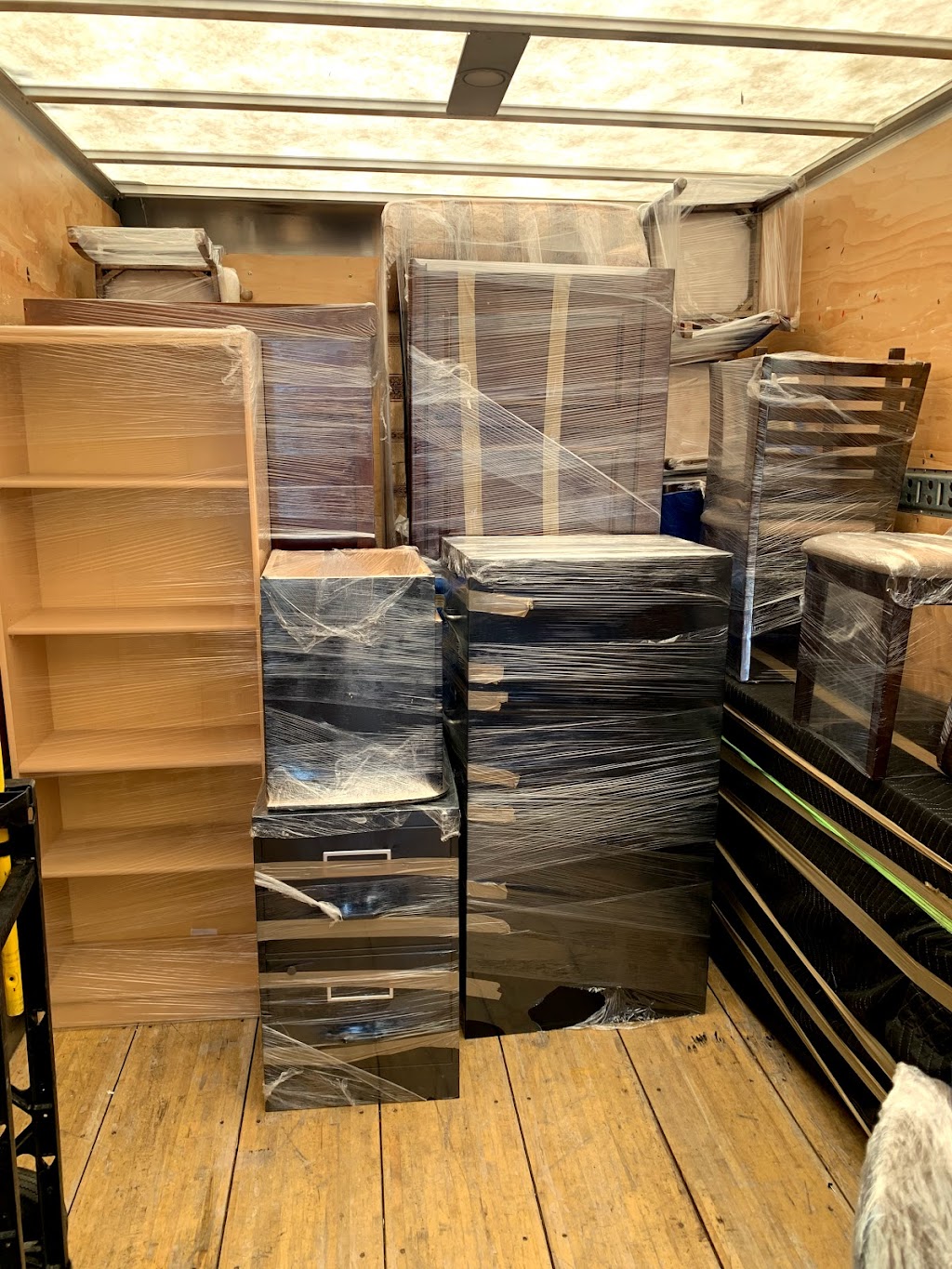 Great Movers Calgary | 12 Mahogany Row SE, Calgary, AB T3M 1S9, Canada | Phone: (825) 561-0992