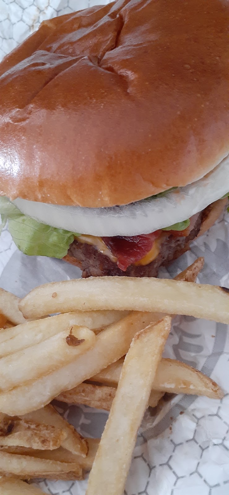 Wendys | 58 McNaughton Ave, Wallaceburg, ON N8A 1R9, Canada | Phone: (519) 627-8622