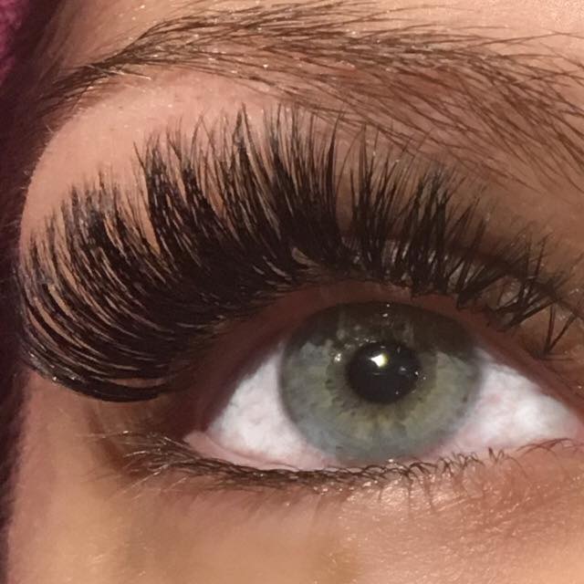 Fabutan / Hush Lash Studio | 1487 Simcoe St N #7, Oshawa, ON L1G 4X8, Canada | Phone: (905) 720-3603