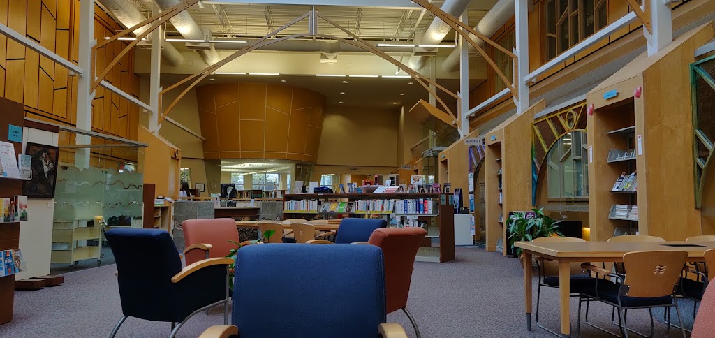 Aliette-Marchand Public Library | library | 243 Bd Pierre-Bertrand, Québec, QC G1M 2C7, Canada | 4186416223 OR +1 418-641-6223