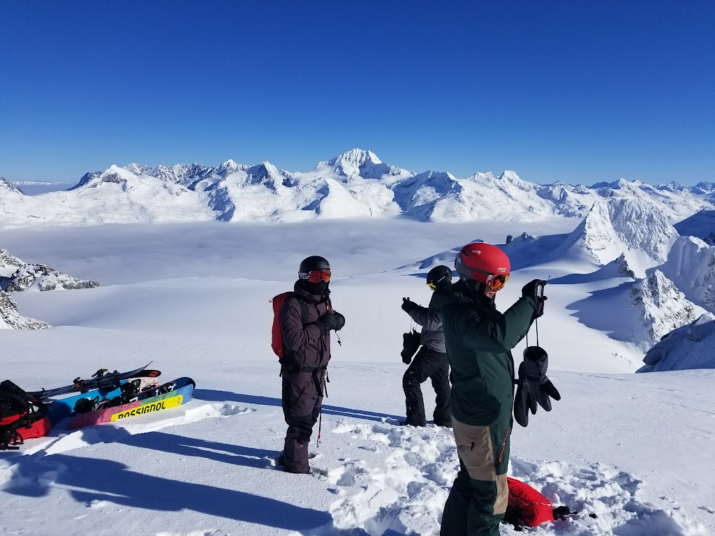 Pantheon Heli-Skiing | Kleena Kleene, BC V0L 1M0, Canada | Phone: (877) 982-2407