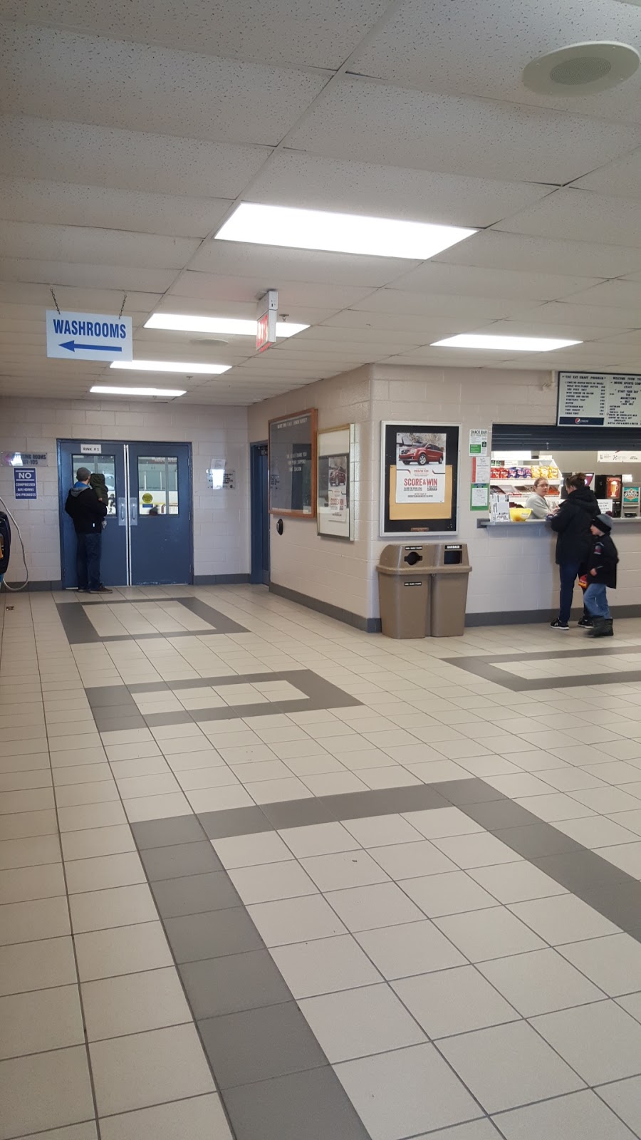Mooretown Sports Complex | 1166 Emily St, Mooretown, ON N0N 1M0, Canada | Phone: (519) 867-2651