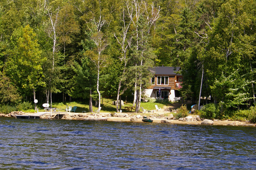 Wild Wild Rest | 1194 Dignan Rd, Haliburton, ON K0M 1S0, Canada | Phone: (416) 540-6178