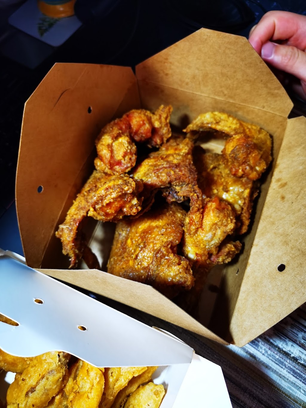 Chicken on the Run | 405 Craigflower Rd, Victoria, BC V9A 2V7, Canada | Phone: (250) 385-3468