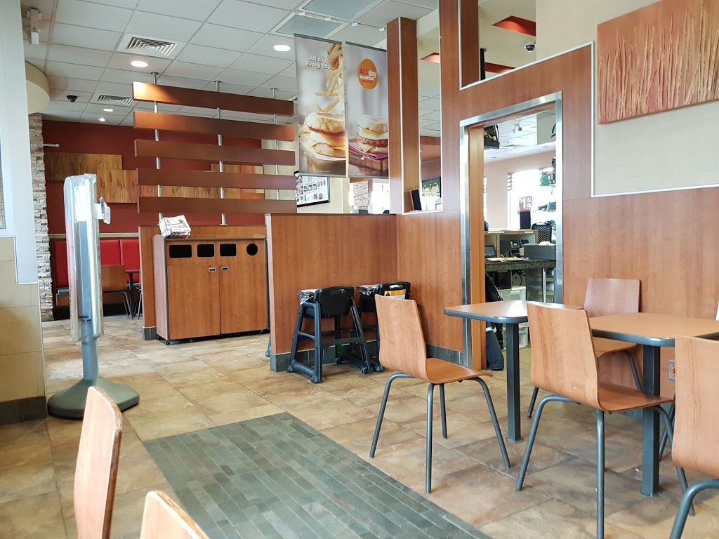 McDonalds | 243 Woodlawn Rd W, Guelph, ON N1H 7L6, Canada | Phone: (519) 826-0507