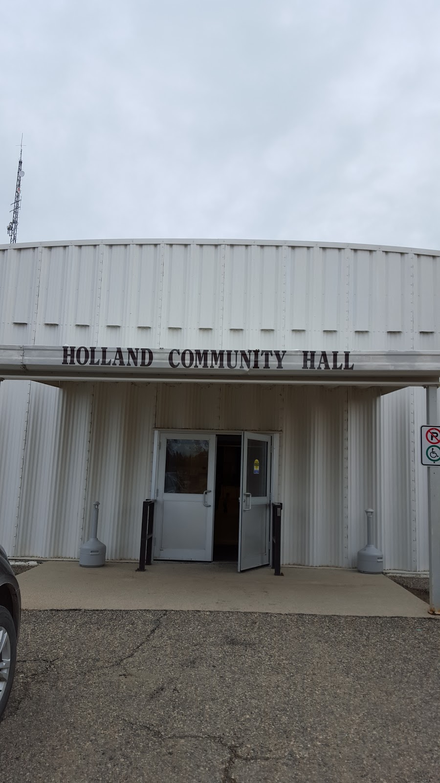 Holland Community Ctr | 136 Broadway St, Holland, MB R0G 0X0, Canada | Phone: (204) 526-2384