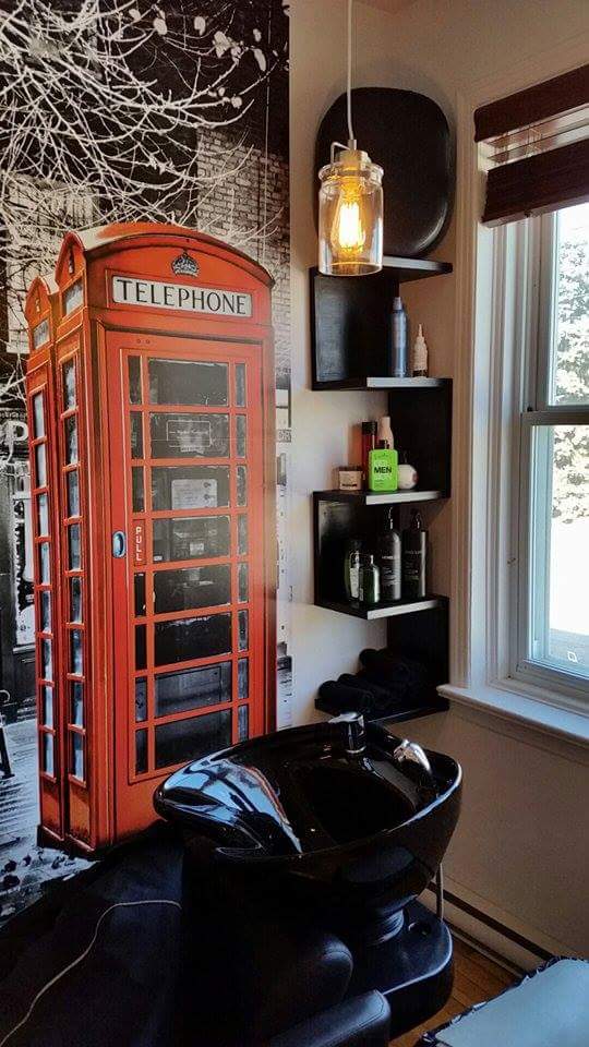 La Barbière de Lachute | 207 rue Bethanie, coin rue Bedard. Entrée à larrière du bâtiment dans le stationnement, Rue Bédard, Lachute, QC J8H 2M6, Canada | Phone: (450) 512-8251