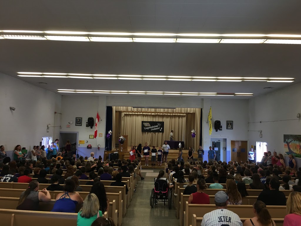 Viscount Montgomery Public School | 1525 Lucerne Ave, Hamilton, ON L8K 1R3, Canada | Phone: (905) 544-5670