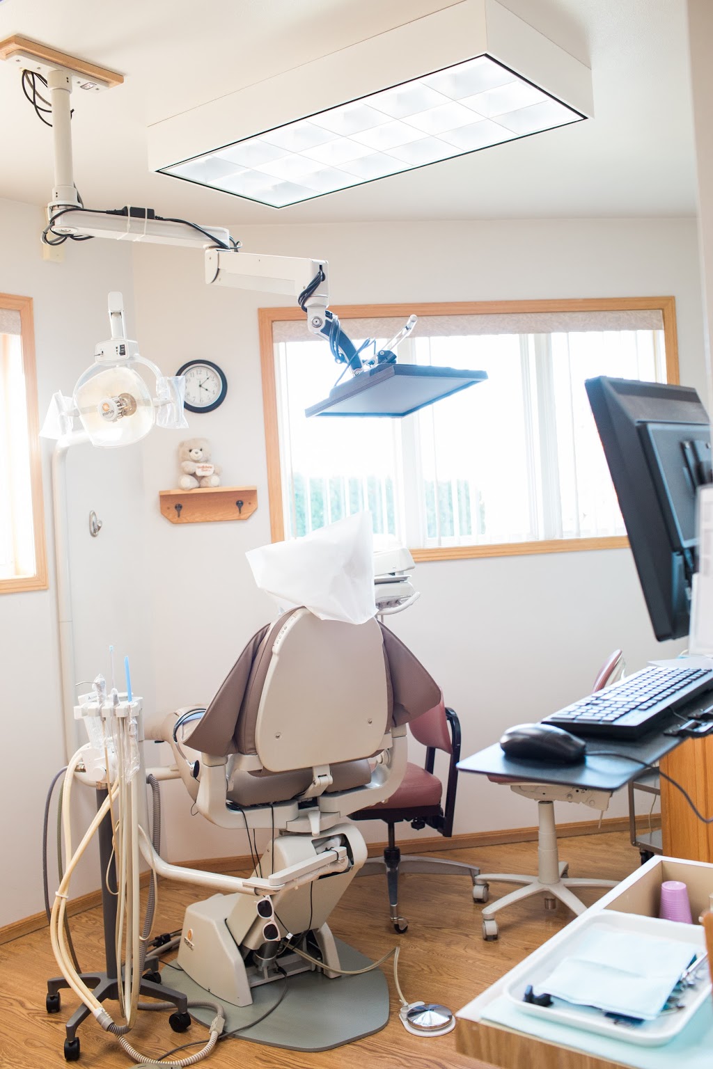 Everson Dental Clinic | 201 E Main St, Everson, WA 98247, USA | Phone: (360) 255-5572