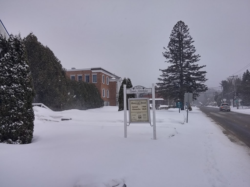 Église Saint-Adolphe-dHoward | 1845 Chemin du Village, Saint-Adolphe-dHoward, QC J0T 2B0, Canada | Phone: (819) 327-2711