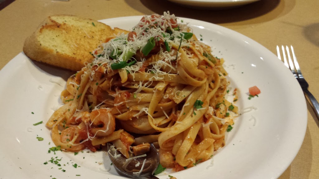 Boston Pizza | 611 Portland St, Dartmouth, NS B2W 2M6, Canada | Phone: (902) 433-1234