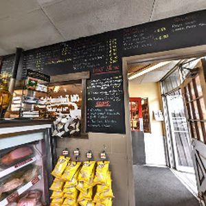 Old Fashioned Deli | 256 Silvercreek Pkwy N, Guelph, ON N1H 1E7, Canada | Phone: (519) 763-0040