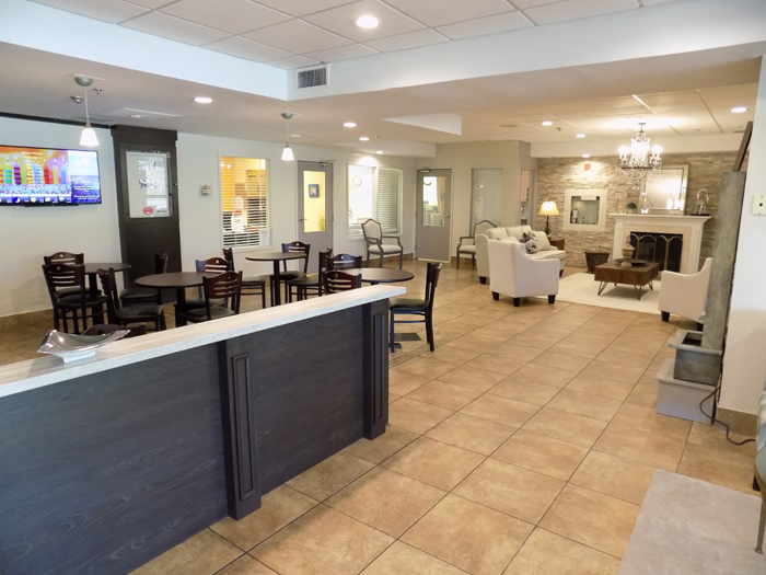 River Road Retirement Residence | 4067 River Rd, Niagara Falls, ON L2E 3E6, Canada | Phone: (905) 374-2015