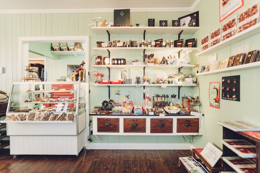 Julie Vachon Chocolats | 243 Chemin du Roy, Deschambault, QC G0A 1S0, Canada | Phone: (418) 286-6698