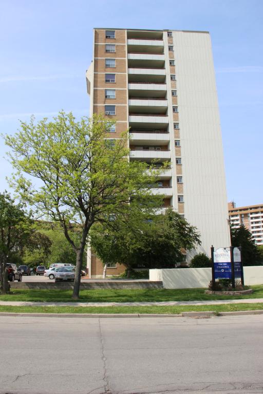 Prestige Apartments | 55 Wendover Dr Unit 704, Hamilton, ON L9C 5V8, Canada | Phone: (905) 383-2321