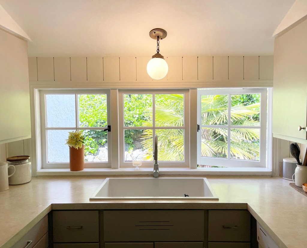 Revere Interior Construction | 2786 Vantilburg Crescent, Victoria, BC V9B 3K4, Canada | Phone: (250) 661-0176