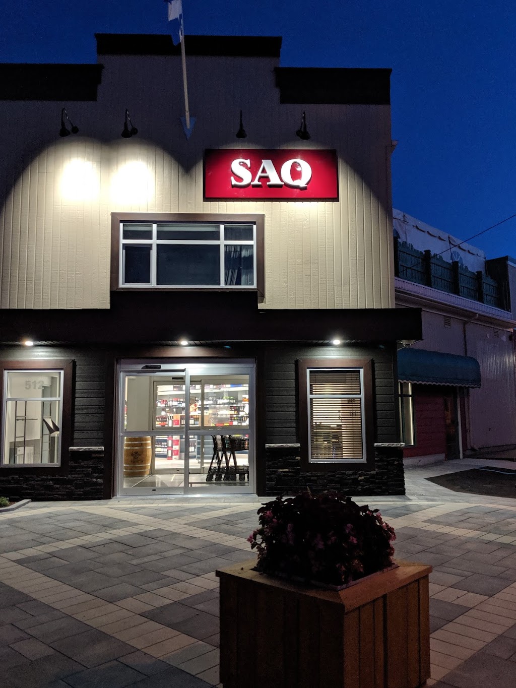 SAQ St-Tite | 512 Rue du Moulin, Saint-Tite, QC G0X 3H0, Canada | Phone: (418) 365-6137