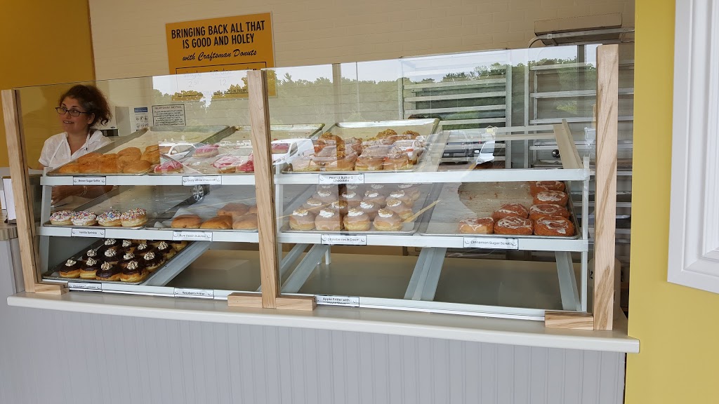 Debrodniks Donuts | 700 Strasburg Rd S20, Kitchener, ON N2E 2M2, Canada