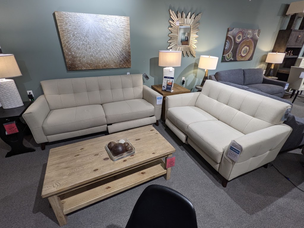 Ashley HomeStore | 1652 Island Hwy, Victoria, BC V9B 1H8, Canada | Phone: (250) 474-2026