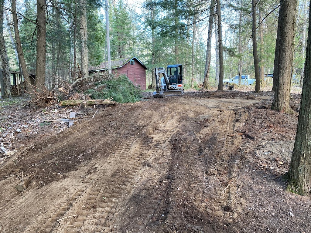 Station Dirt | 6417 2 Line, Fergus, ON N1M 2W5, Canada | Phone: (519) 820-2201