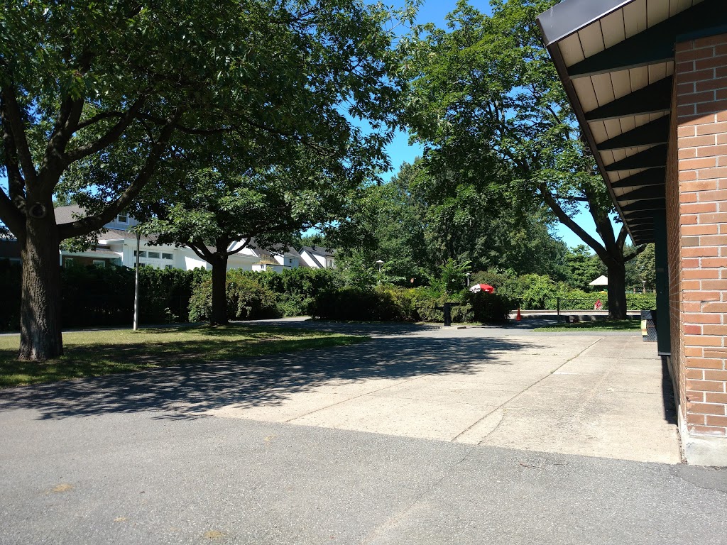 Parc Cité-Jardin | Avenue des Sapins, Montréal, QC H1T 1C2, Canada