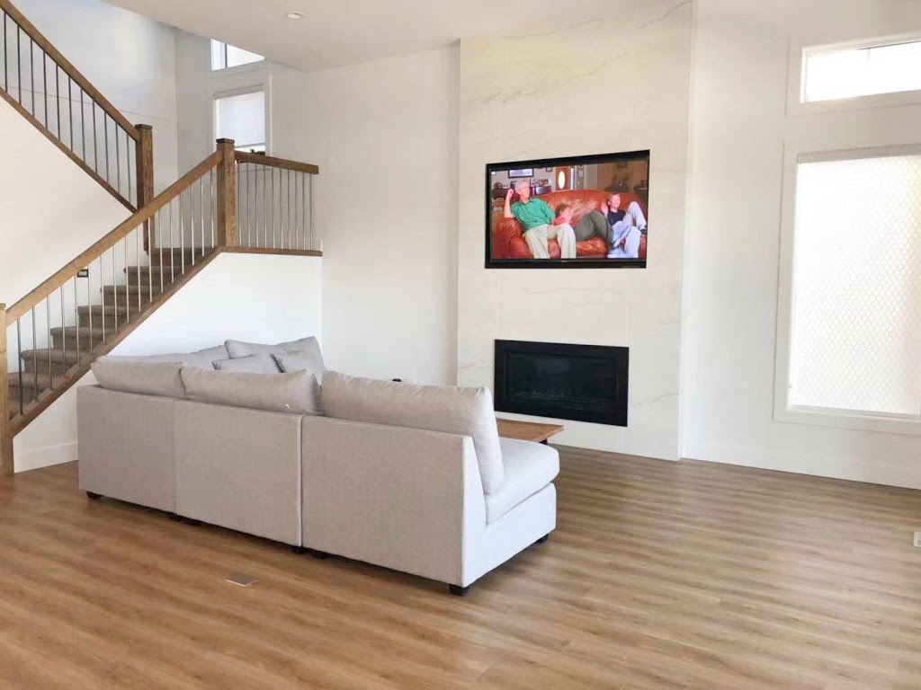 Heidy Lakeview House | 1280 Ponds Ave, Kelowna, BC V1W 5N1, Canada | Phone: (778) 821-2688