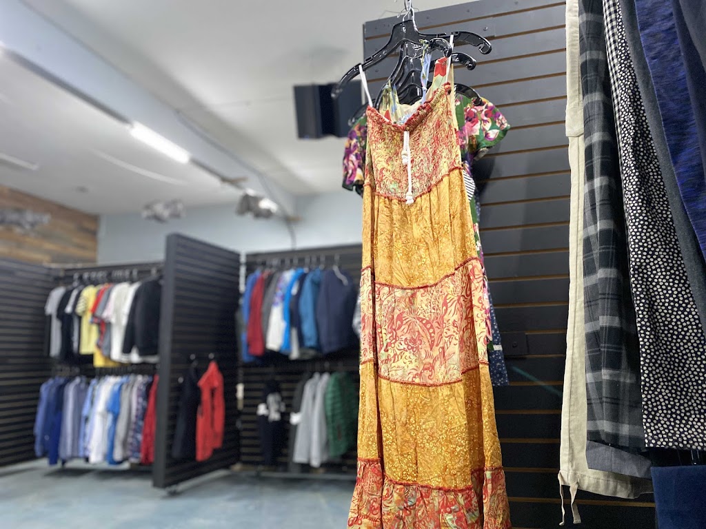 One Love Thrift Store & Clothing Donations Surrey | 10681 King George Blvd, Surrey, BC V3T 2X6, Canada | Phone: (604) 498-3892