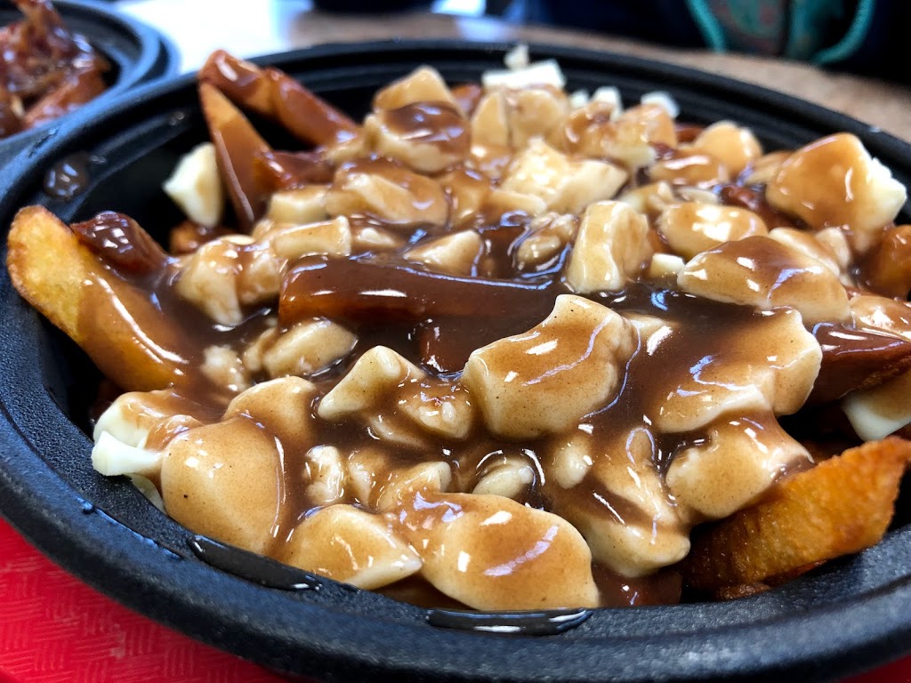 SamSub & Fryer | 715 Wellington St W, Guelph, ON N1H 8L8, Canada | Phone: (519) 767-2557