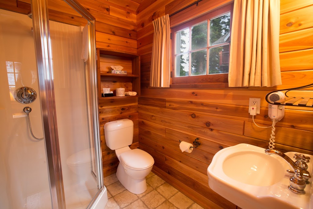Paradise Lodge & Bungalows | 105 Lake Louise Dr, Lake Louise, AB T0L 1E0, Canada | Phone: (403) 522-3595