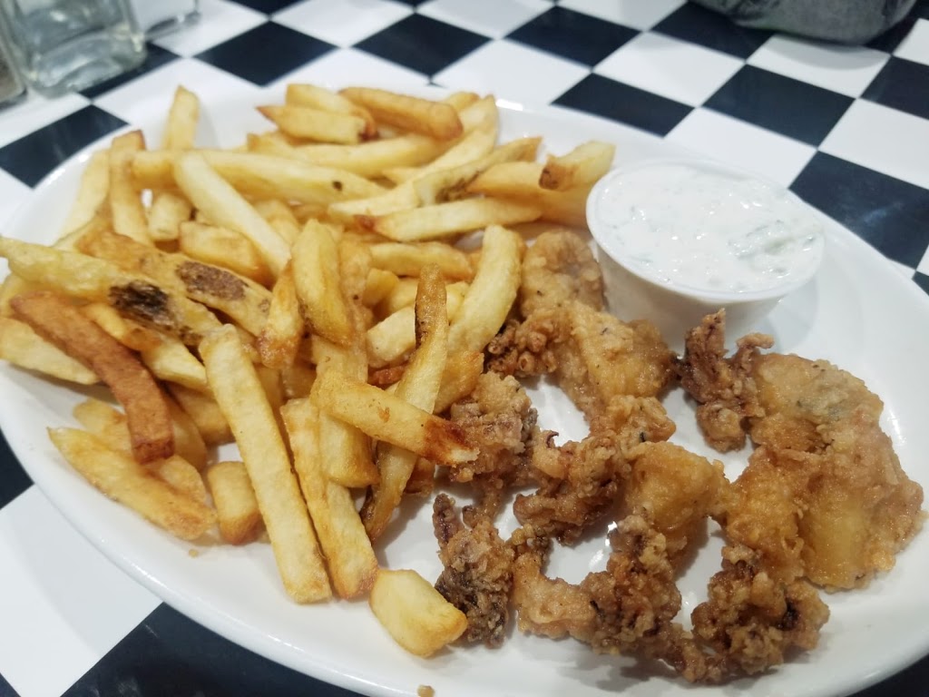 Country Boy | 78 1 Ave, Gimli, MB R0C 1B1, Canada | Phone: (204) 642-8173