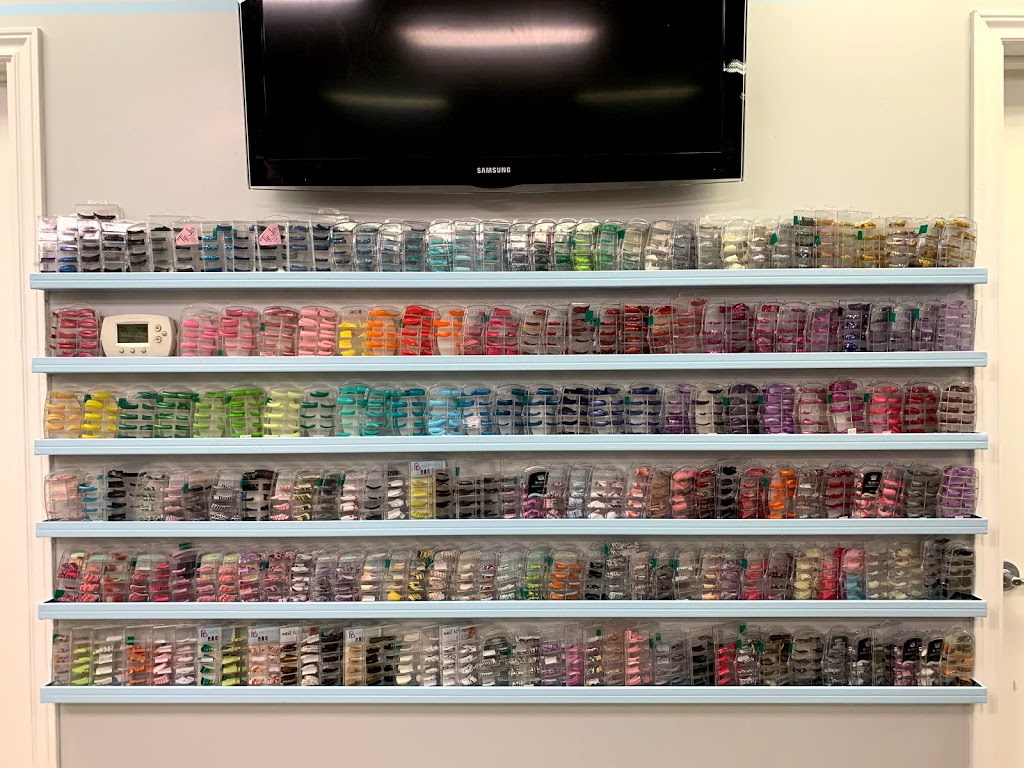 Modern Nails & Massage | 13903 127 St NW, Edmonton, AB T6V 1A8, Canada | Phone: (780) 705-3768