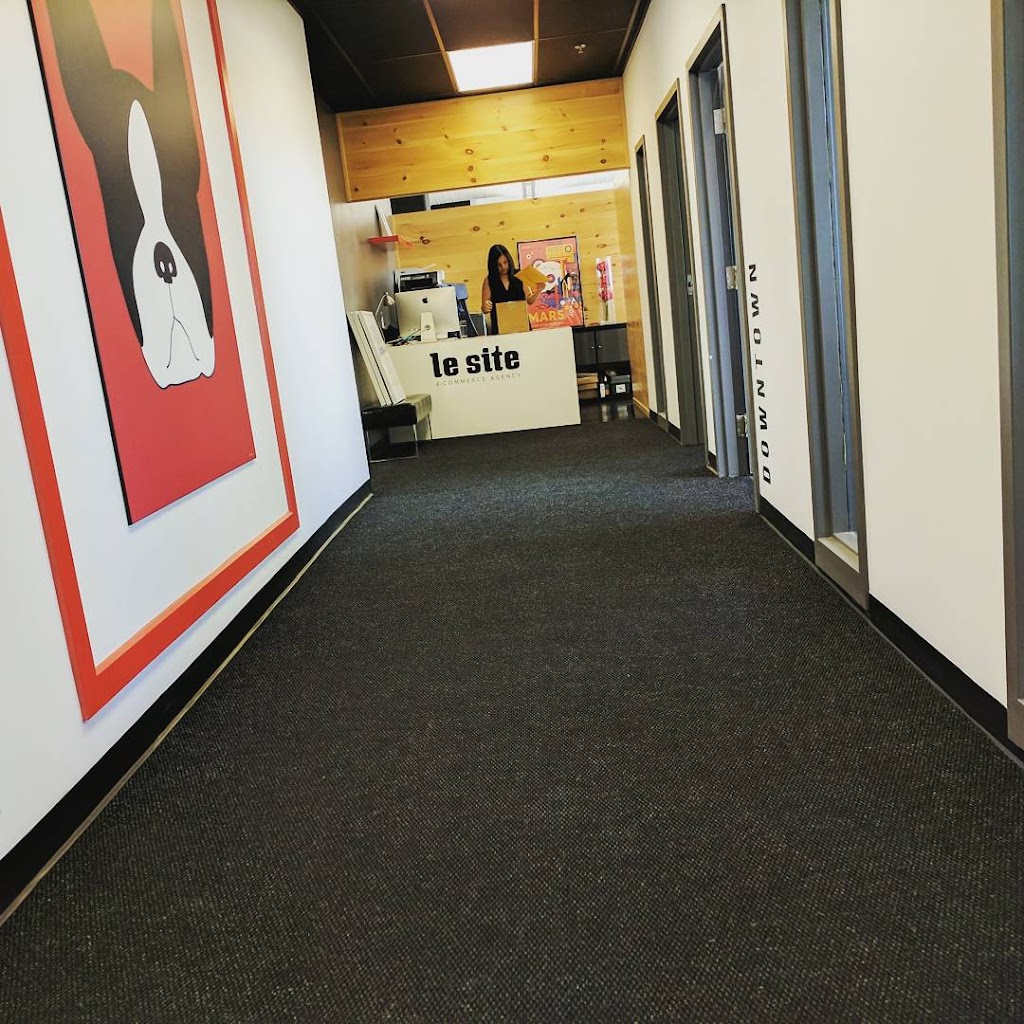 Le Site | 55 Mont-Royal Ave W #740, Montreal, QC H2T 2S6, Canada | Phone: (514) 759-1775
