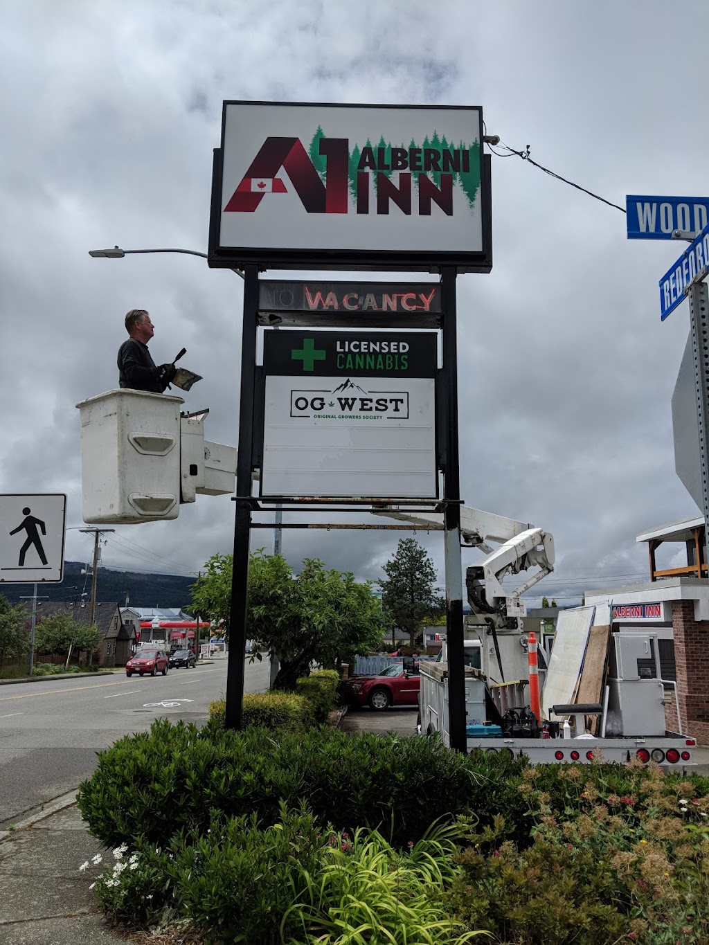 A-1 Alberni Inn | 3805 Redford St, Port Alberni, BC V9Y 3S2, Canada | Phone: (250) 723-9405