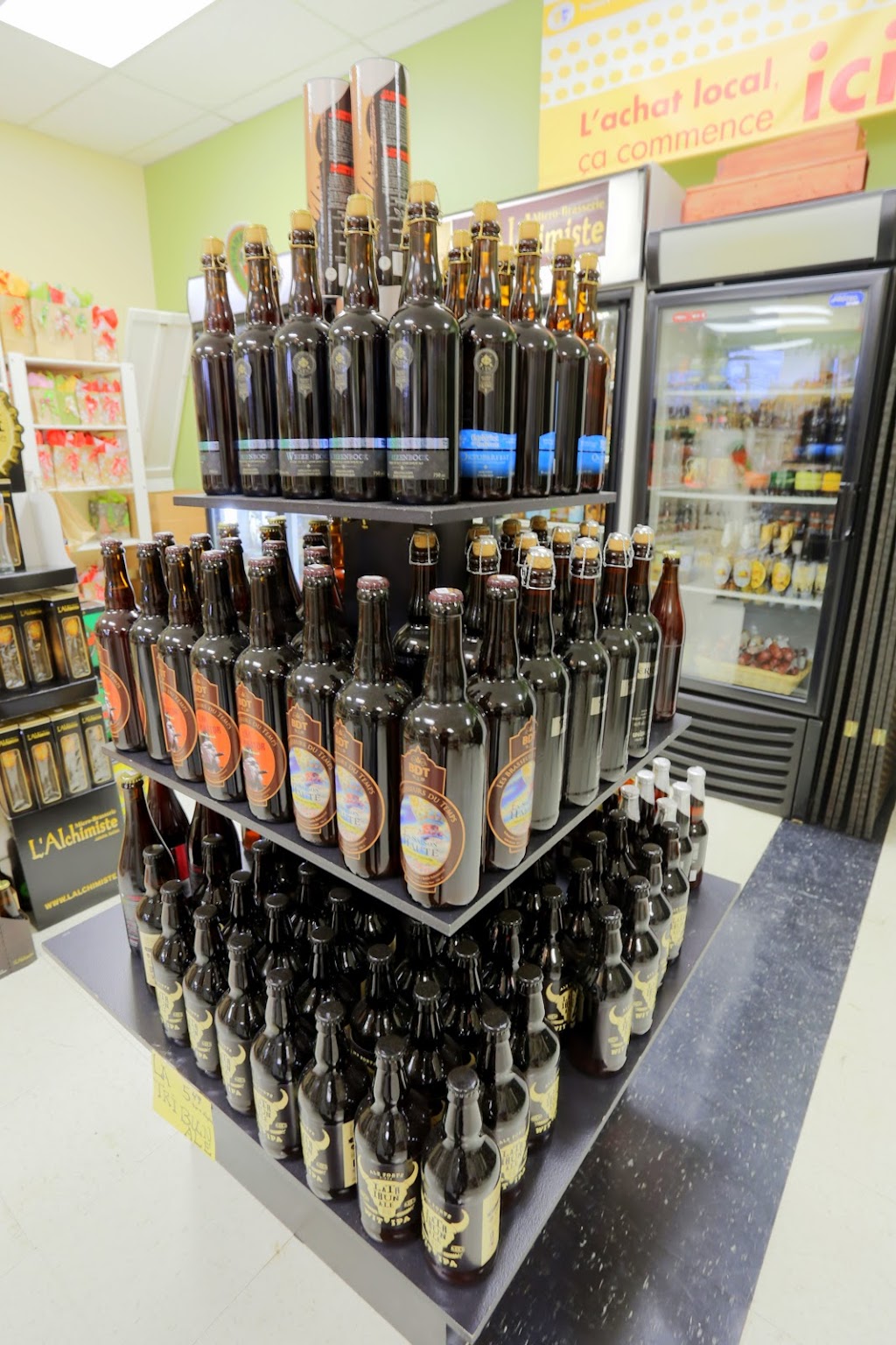 Espace Houblon - Terrebonne | 737 Bd des Seigneurs, Terrebonne, QC J6W 1T5, Canada | Phone: (450) 964-0000