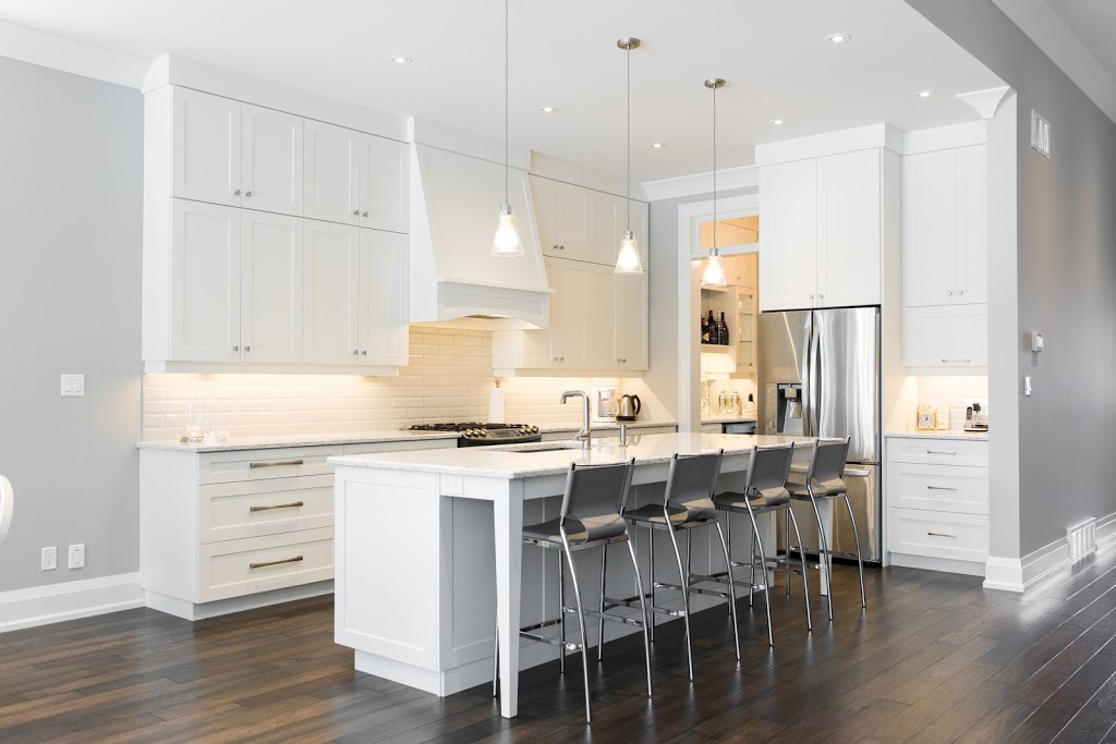 Heinz Custom Woodworking Inc | 85 Earl Martin Dr, Elmira, ON N3B 3L4, Canada | Phone: (519) 669-9145