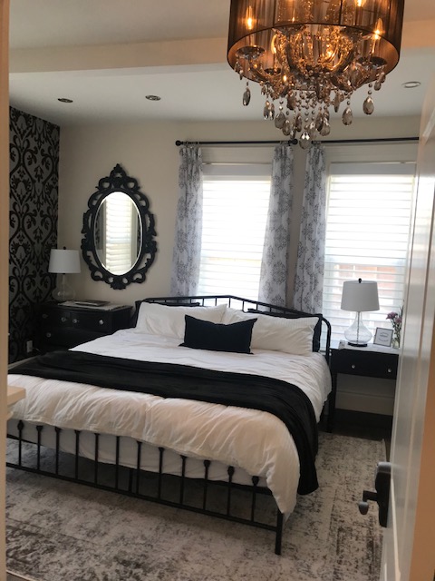 Cavana House Bed & Breakfast | 241 Mississaga St W, Orillia, ON L3V 3B7, Canada | Phone: (705) 330-1725