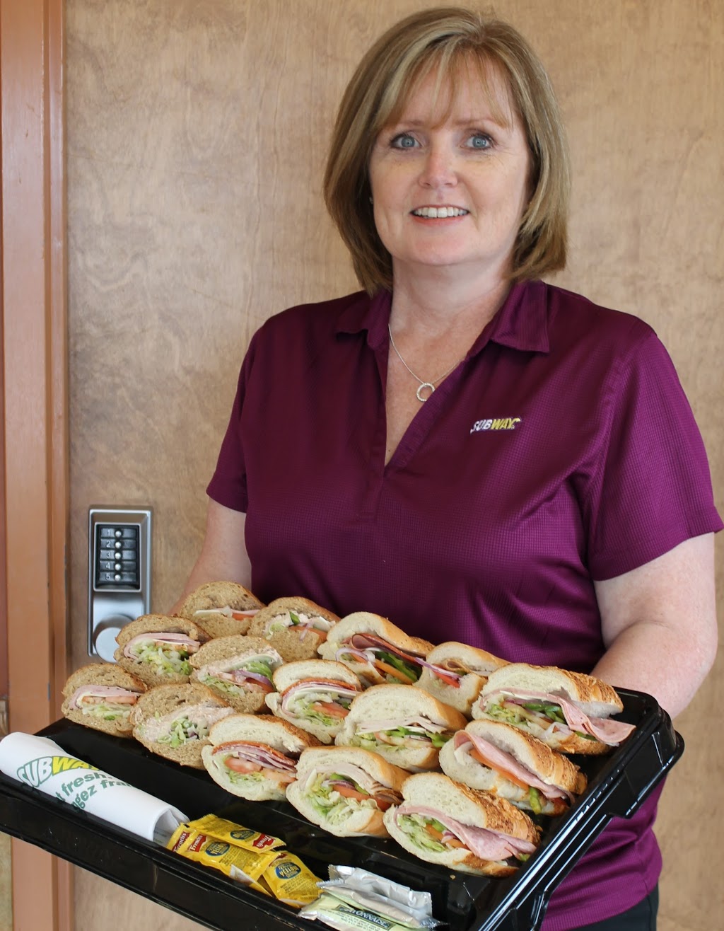 Subway | Sackville Sports Stadium, 409 Glendale Dr, Lower Sackville, NS B4C 2T6, Canada | Phone: (902) 252-3555