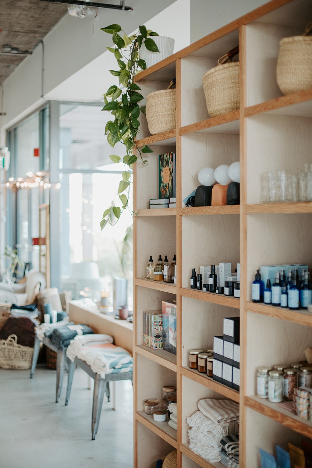 the kube | 875 Gibsons Way #104, Gibsons, BC V0N 1V8, Canada | Phone: (778) 462-2055