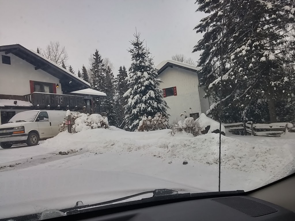 Les Maisons Péladeau - Pavillon Pierre-Péladeau | 3050 Rang 1 Doncaster, Val-David, QC J0T 2N0, Canada | Phone: (866) 735-2366