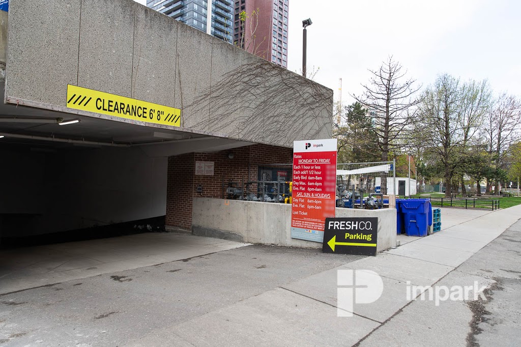 Impark Parking | 555 Sherbourne St, Toronto, ON M4X 1K7, Canada | Phone: (416) 369-1801