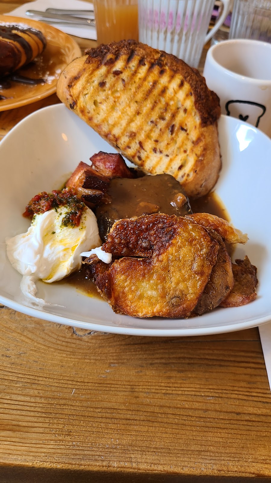 La Bine | 2966 Ch Sainte-Marie, Mascouche, QC J7K 1N7, Canada | Phone: (450) 474-0955