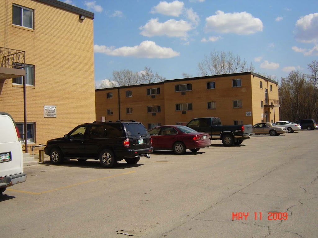 Chalsam Gardens Apartments | 50 Morrow Ave, Winnipeg, MB R2M 1A3, Canada | Phone: (204) 255-2345