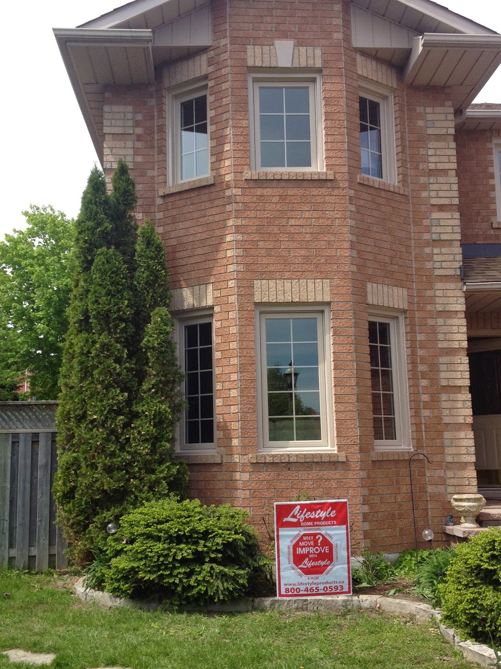 Lifestyle Windows | 20 Bullock Dr Unit 10, Markham, ON L3P 7N1, Canada | Phone: (800) 465-0593