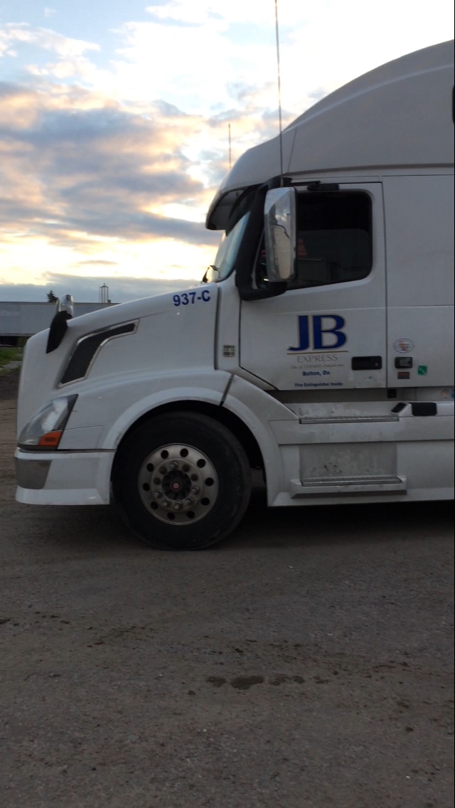 JB Express | moving company | 9701 Hwy 50, Kleinburg, ON L0J 1C0, Canada | 2892160900 OR +1 289-216-0900